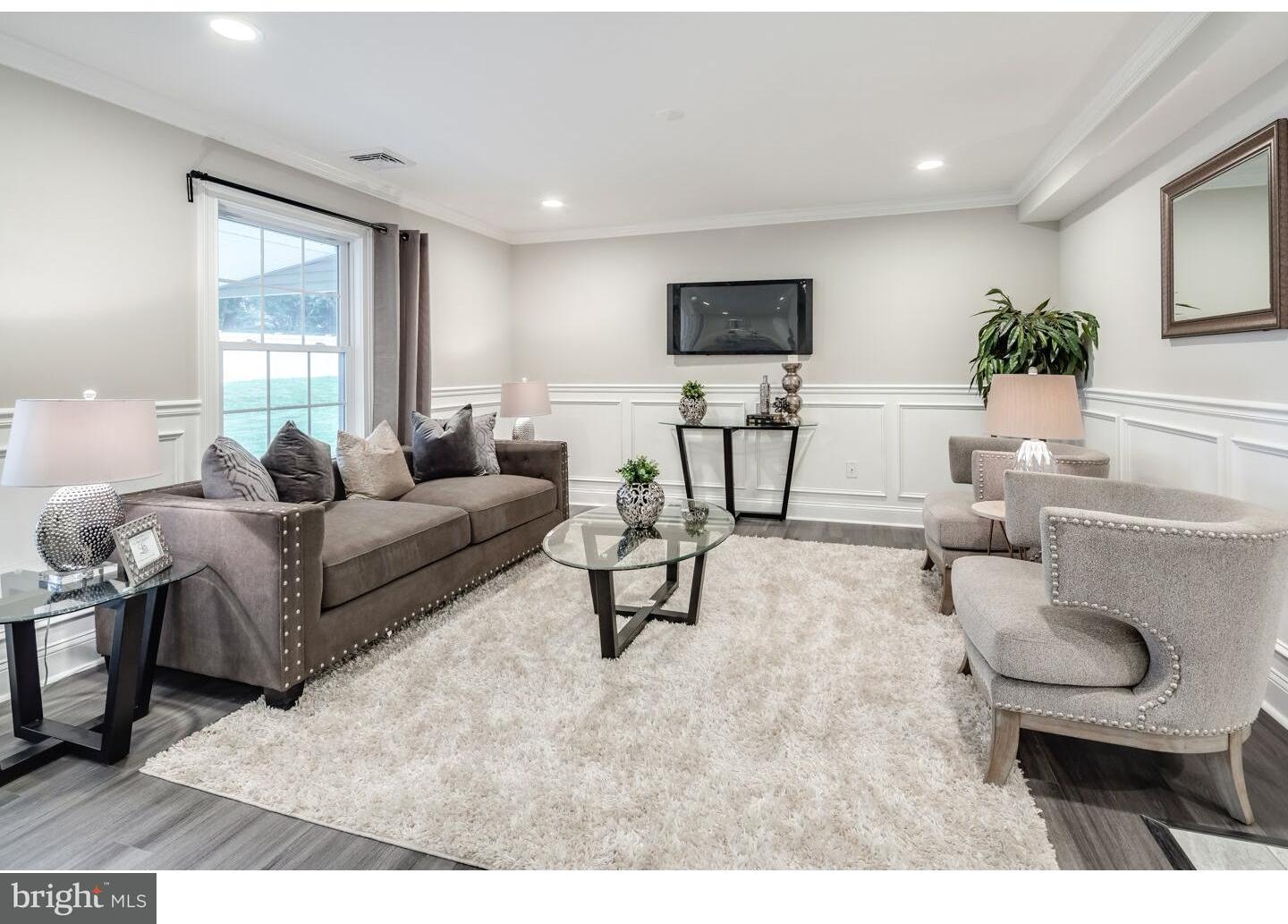 58 Red Berry Road Levittown, PA 19056 - Photo 3 of 25 Living Room