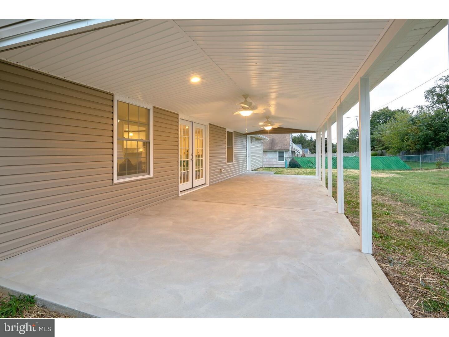 58 Red Berry Road Levittown, PA 19056 - Photo 23 of 25 Patio