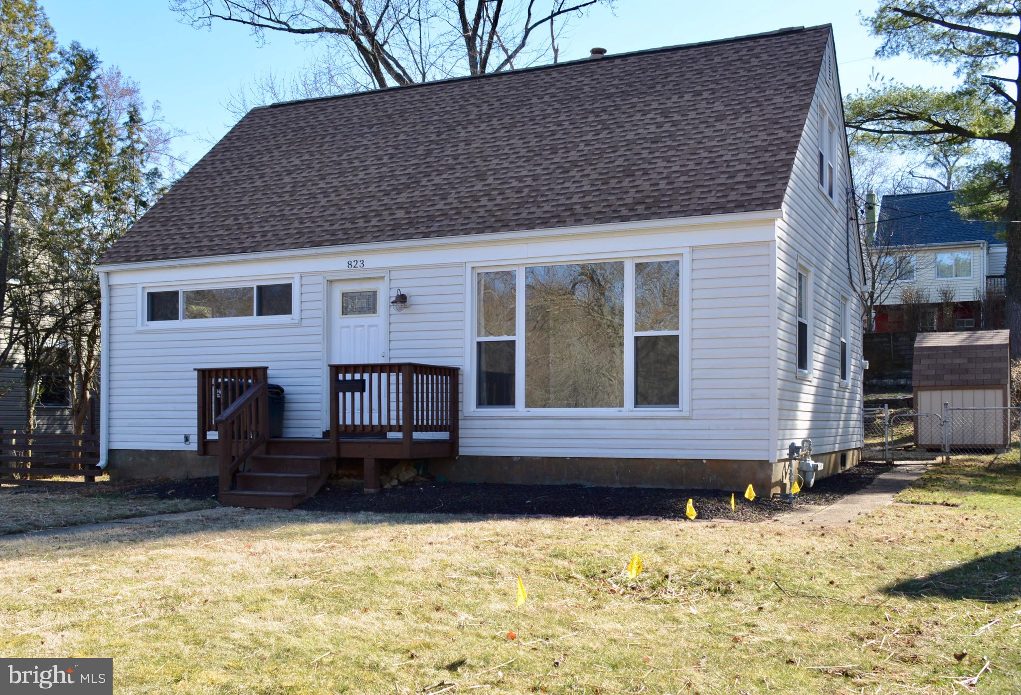 823 Cliffedge Road