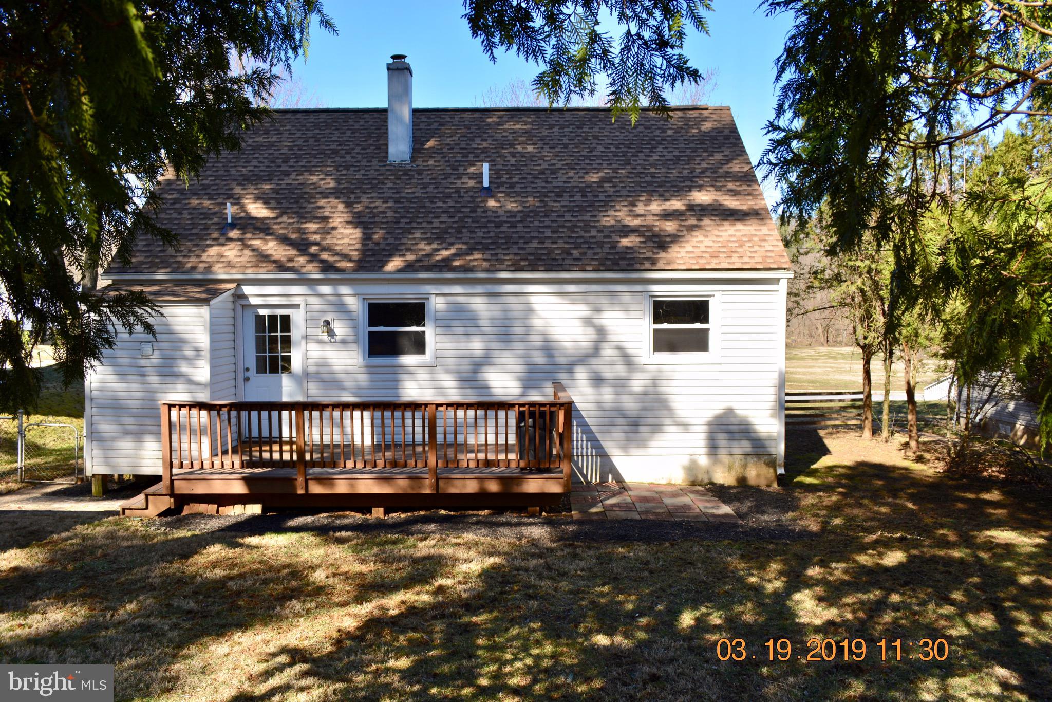823 Cliffedge Road Baltimore, MD 21208 - Photo 27 of 32