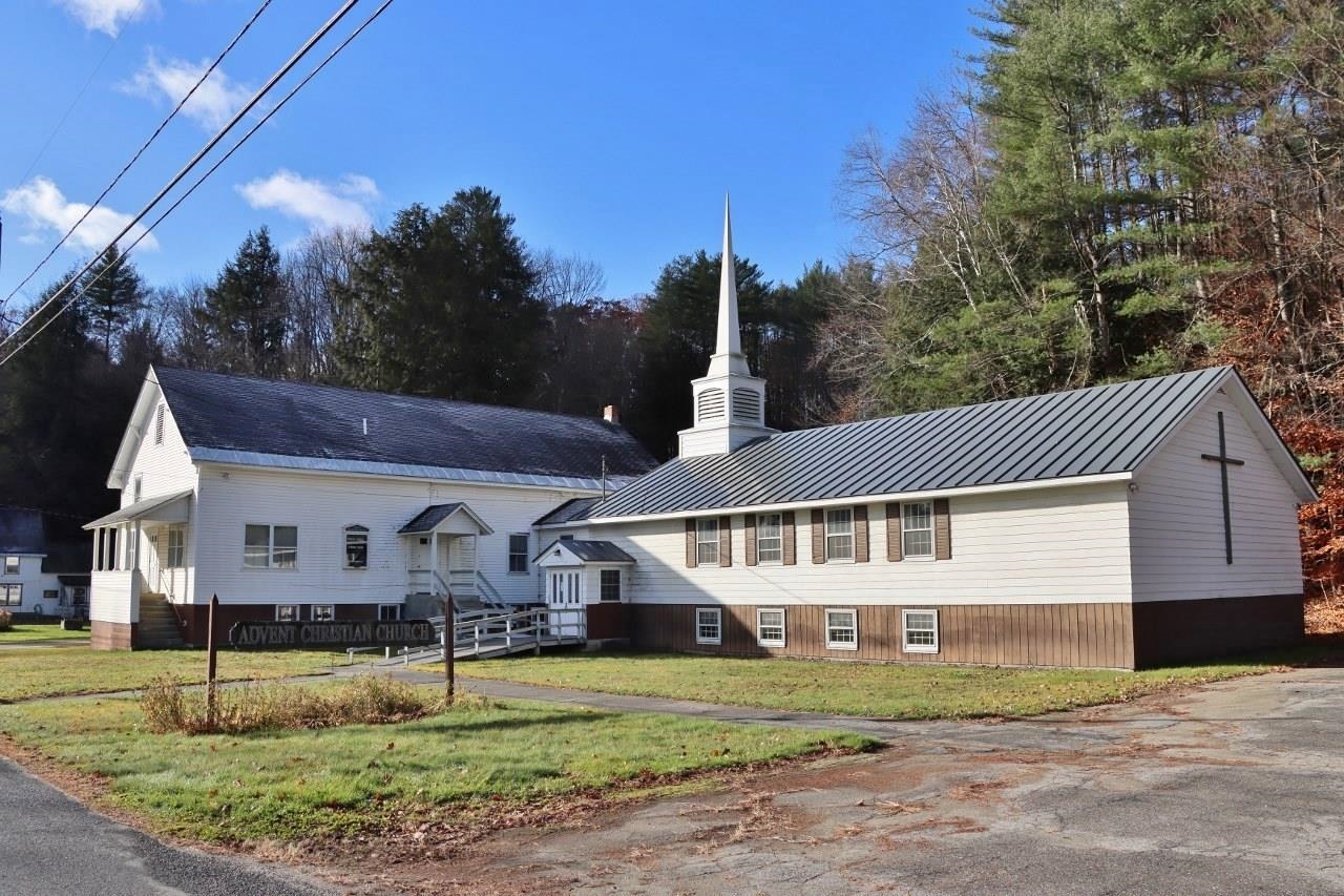 11 Church Street Springfield, VT 05150 - Photo 2 of 33