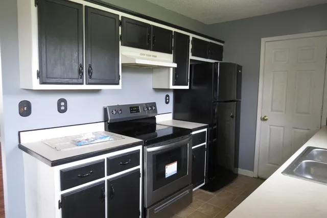 $1,295 | 200 Rusty Drive, Oak Grove, KY 42262