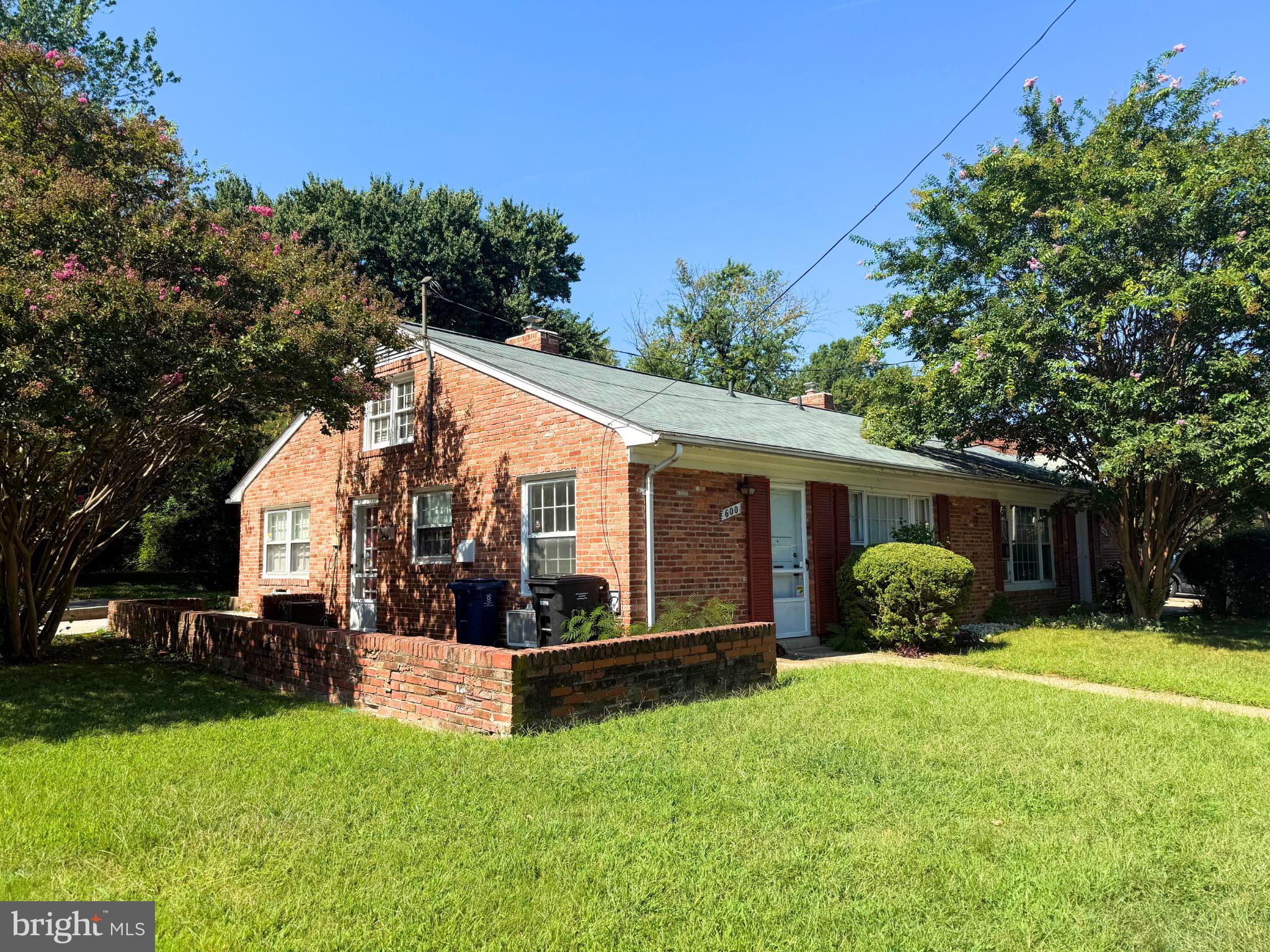 600 West Glebe Road Alexandria, VA 22305 - Photo 3 of 11 Gallery Image 3