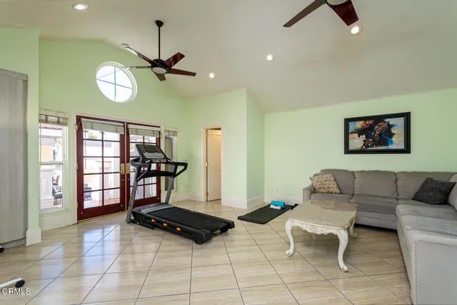 $2,750,000 | 1075 East Tujunga Avenue, Burbank, CA 91501