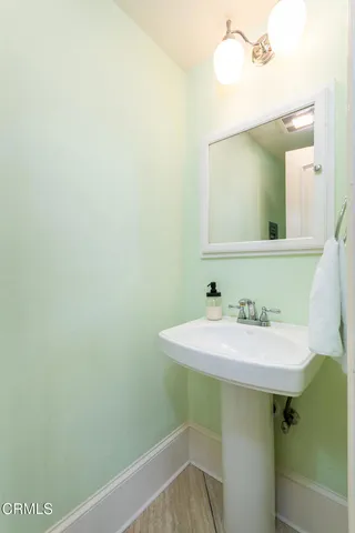 $2,750,000 | 1075 East Tujunga Avenue, Burbank, CA 91501