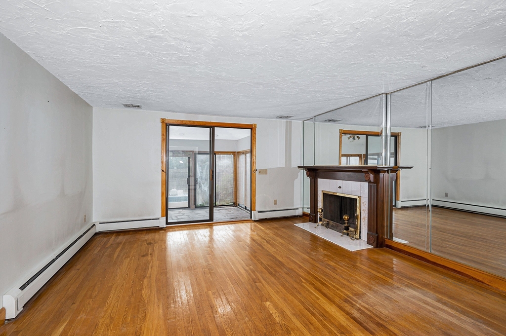 9 Pillings Road Saugus, MA 01906 - Photo 7 of 36 Gallery Image 7