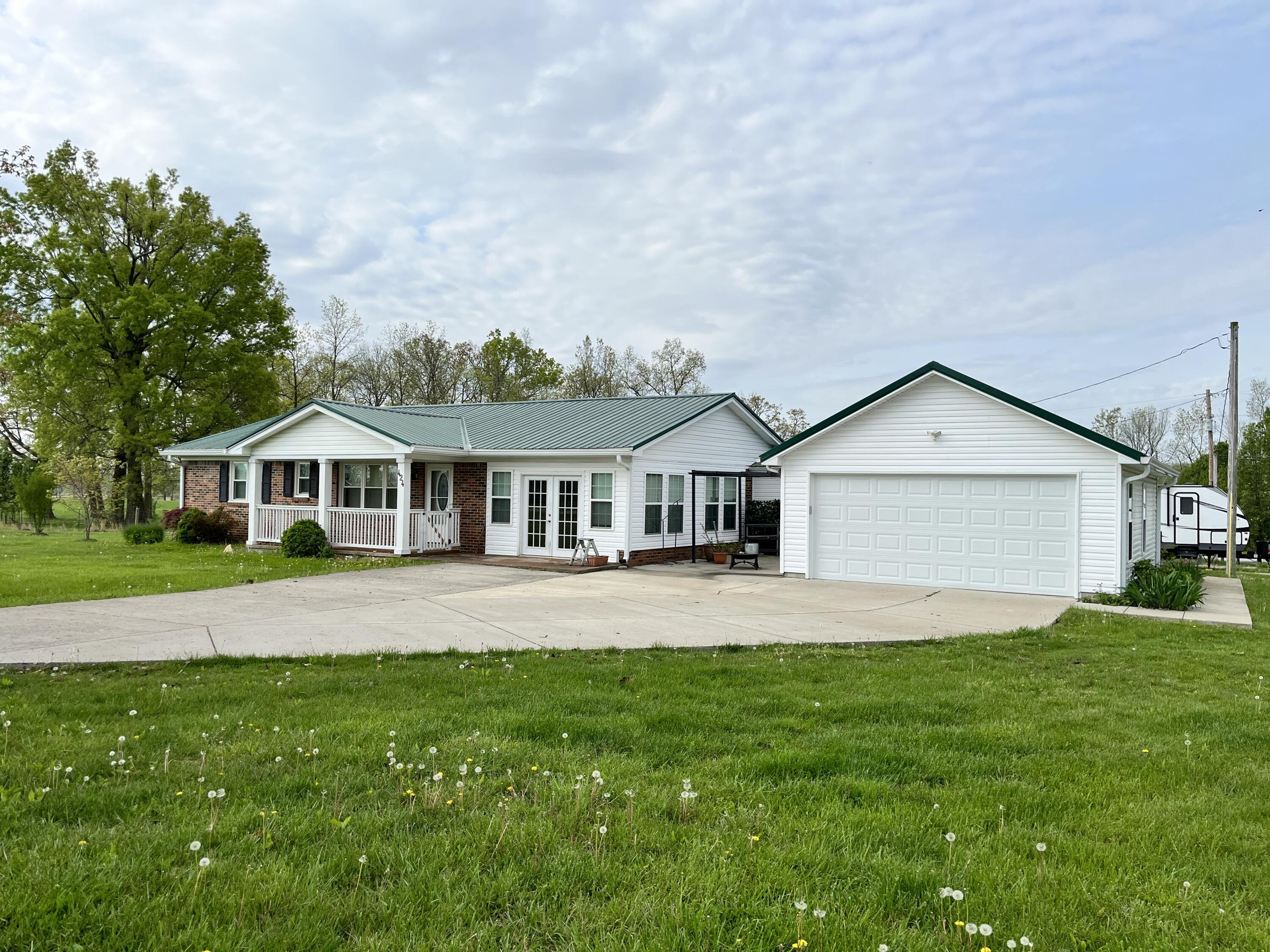 424 Whitt Road Richmond, KY 40475 - Photo 2 of 41 IMG_5004