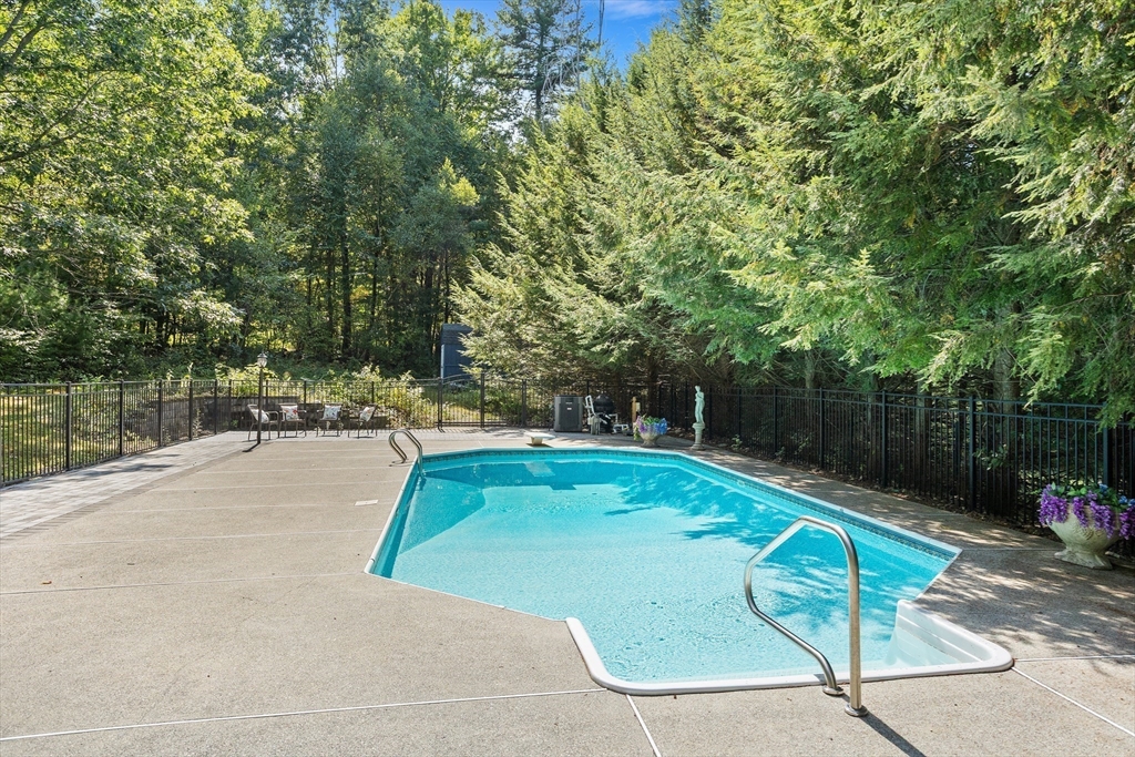 231 Vaughn Hill Road Bolton, MA 01740 - Photo 30 of 39 Gallery Image 30