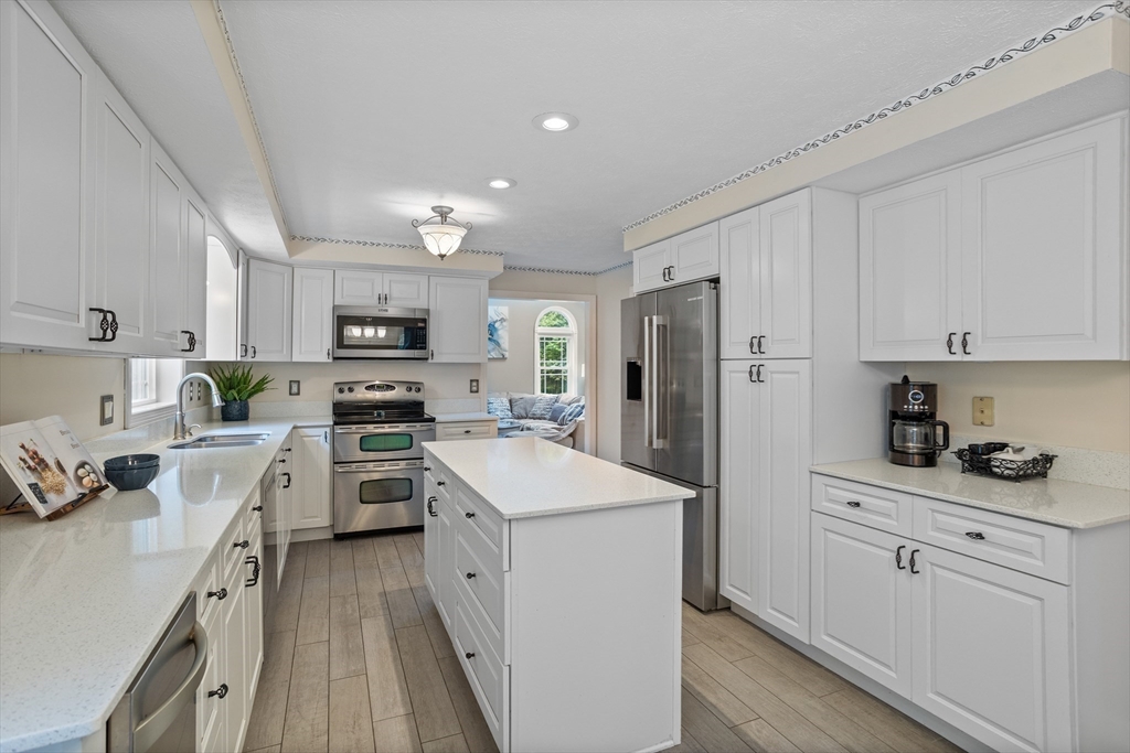 231 Vaughn Hill Road Bolton, MA 01740 - Photo 9 of 39 Gallery Image 9