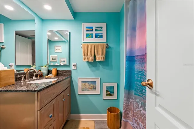 $2,700 | 644 Island Way, Unit 304, Clearwater Beach, FL 33767