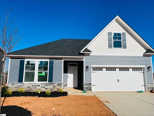 $344,854 | 167 Hunter Ridge Drive, Boiling Springs, SC 29316