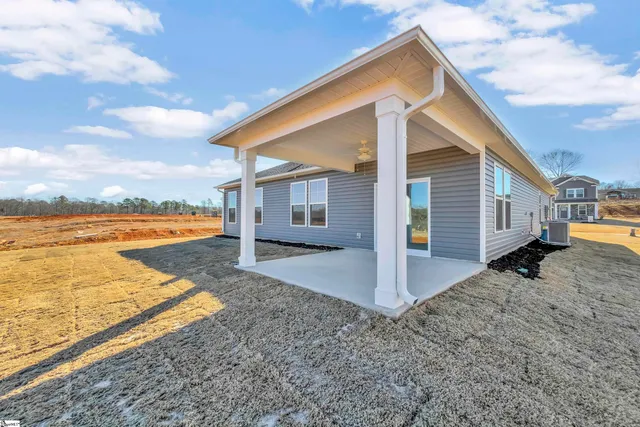 $344,854 | 167 Hunter Ridge Drive, Boiling Springs, SC 29316