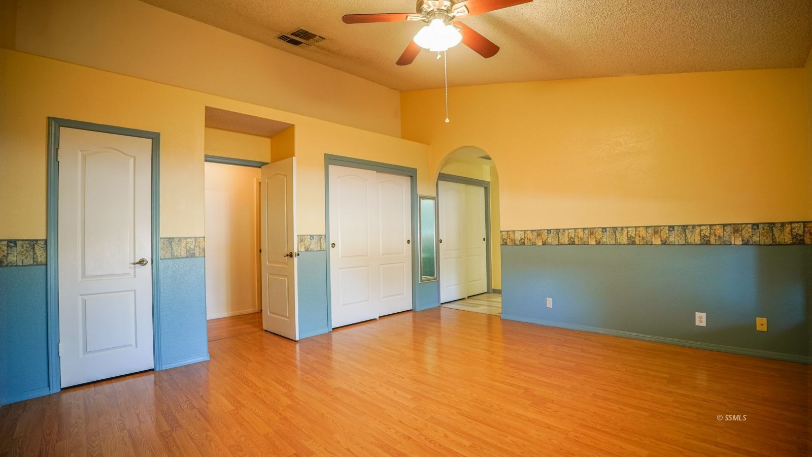108 West Smoke Tree Avenue Ridgecrest, CA 93555 - Photo 17 of 37 Gallery Image 17