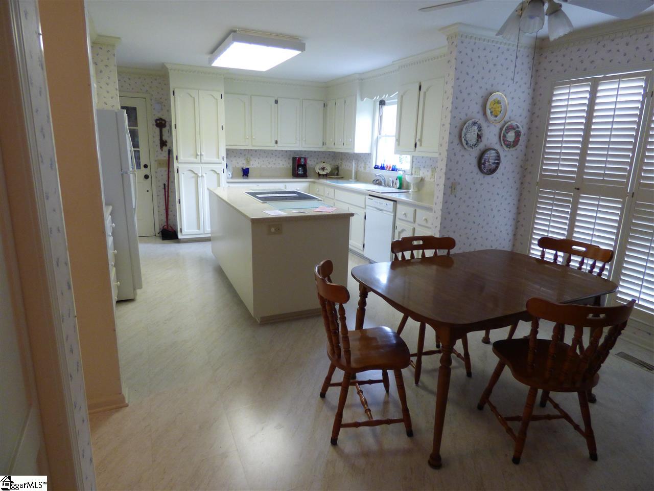 111 West Hackney Road Greer, SC 29650 - Photo 5 of 13 Gallery Image 5