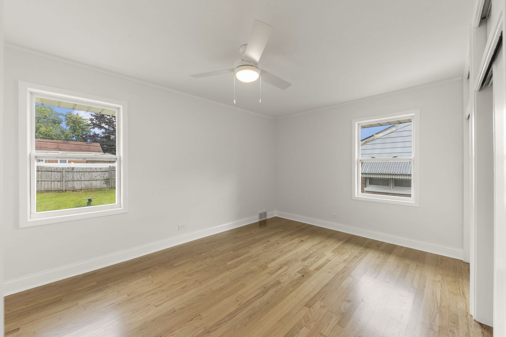 1524 Harding Avenue Berkeley, IL 60163 - Photo 16 of 39 Gallery Image 16