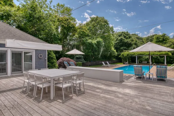 $70,000 | 165 Tuckahoe Lane, Southampton, NY 11968