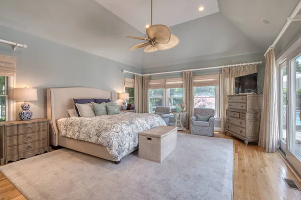 $70,000 | 165 Tuckahoe Lane, Southampton, NY 11968