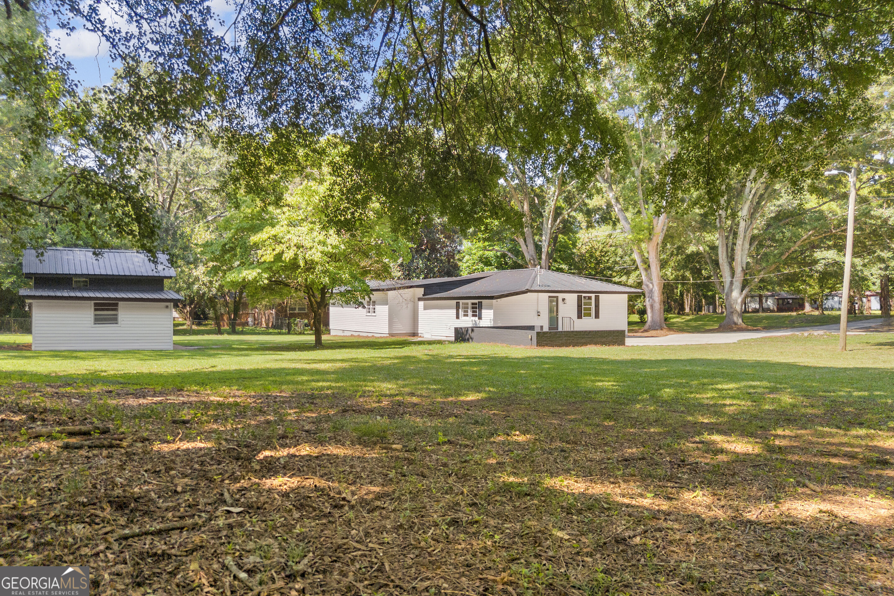 1845 Cherokee Road Winterville, GA 30683 - Photo 9 of 47 Gallery Image 9