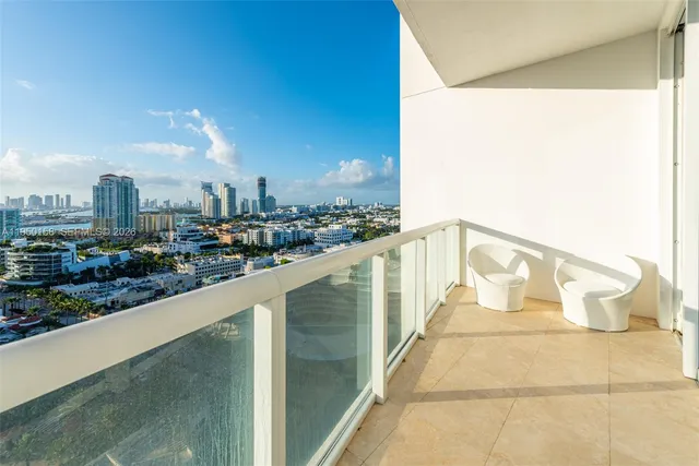 $5,395,000 | 50 South Pointe Drive, Unit 2005, Miami Beach, FL 33139