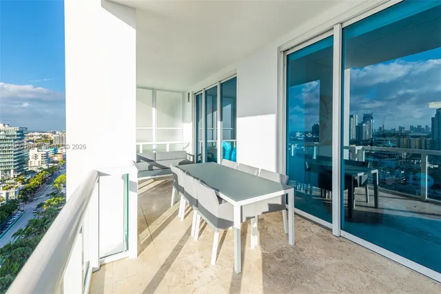 $5,395,000 | 50 South Pointe Drive, Unit 2005, Miami Beach, FL 33139