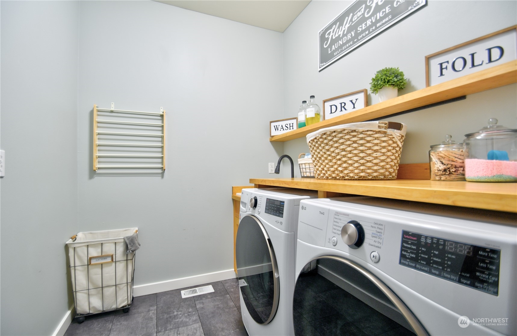 16637 Sheldon Lane Southwest Rochester, WA 98579 - Photo 24 of 40 a utility room with dryer and washer