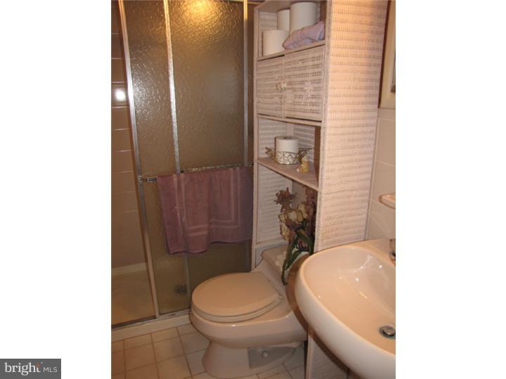 544 Kettle Run Road Marlton, NJ 08053 - Photo 14 of 25 Bathroom