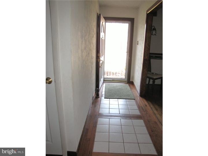 544 Kettle Run Road Marlton, NJ 08053 - Photo 3 of 25 Foyer