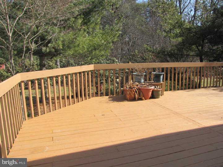544 Kettle Run Road Marlton, NJ 08053 - Photo 22 of 25 Deck