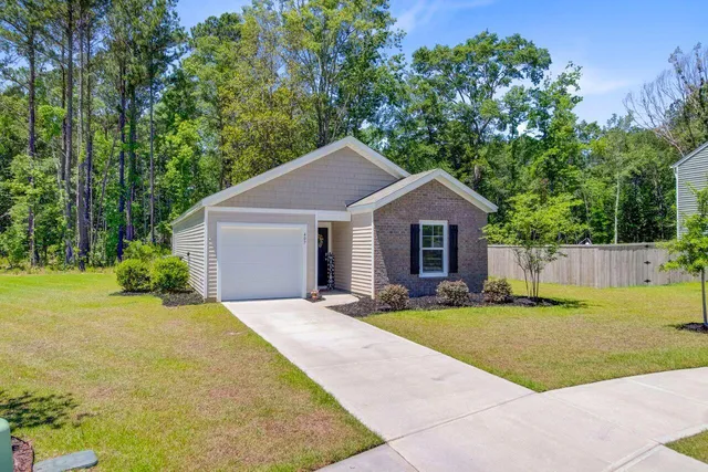 $320,000 | 407 Spruce Ivy Street, Moncks Corner, SC 29461