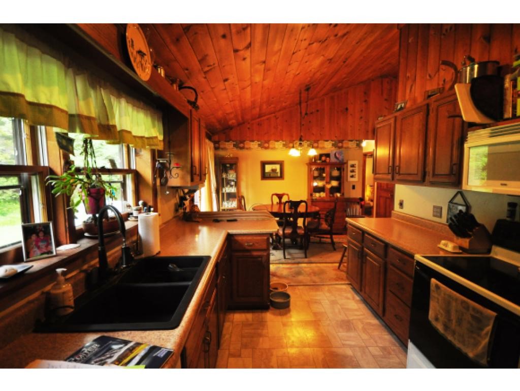 922 Gates Pond Road Whitingham, VT 05342 - Photo 8 of 24