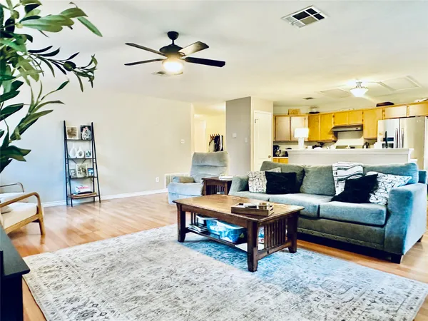 $1,995 | 1208 Tremont Drive, Cedar Park, TX 78613