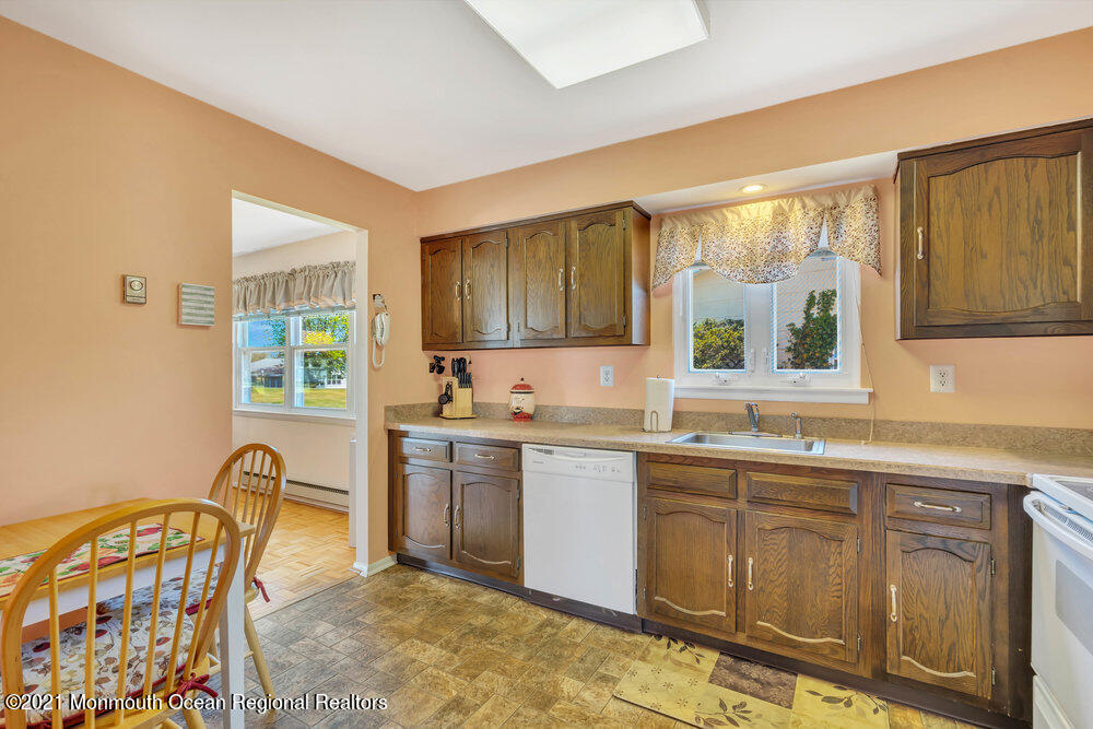 13 Lamb Road Brick, NJ 08724 - Photo 18 of 36 022_dsc06068