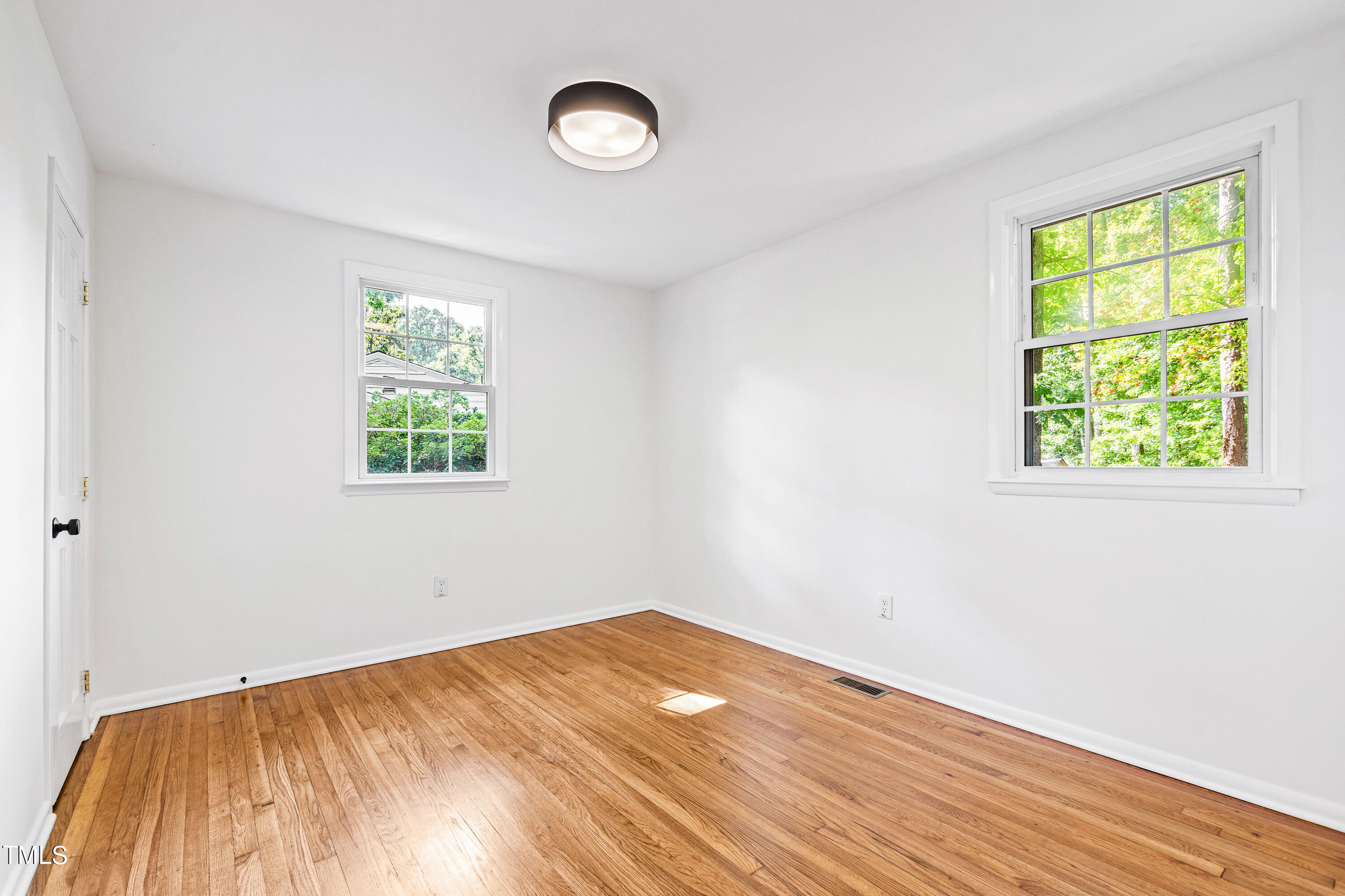 3505 Apache Drive Raleigh, NC 27609 - Photo 18 of 38 Bedroom01A
