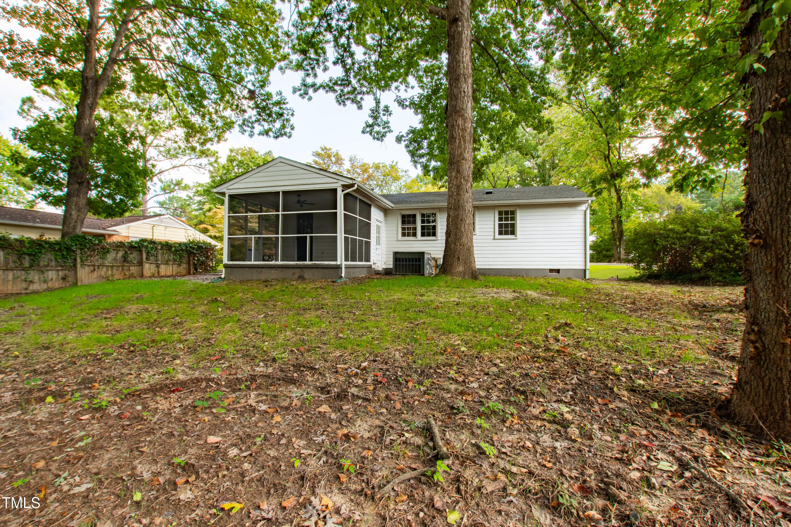3505 Apache Drive Raleigh, NC 27609 - Photo 29 of 38 BackA