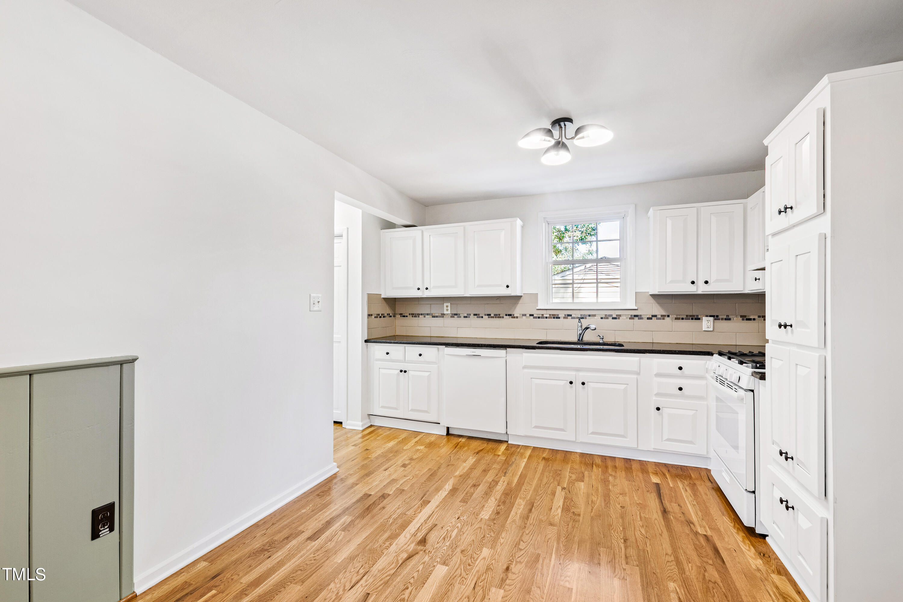 3505 Apache Drive Raleigh, NC 27609 - Photo 10 of 38 KitchenB