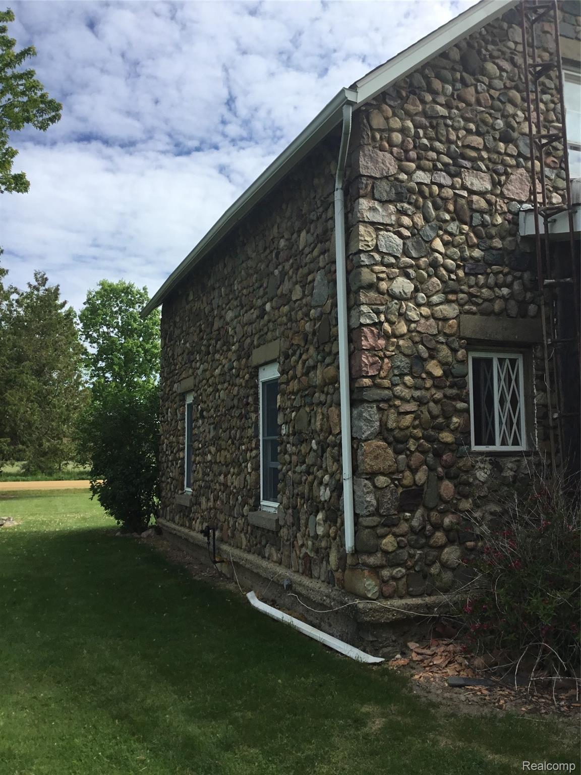 3762 Oak Grove Road North Branch, MI 48461 - Photo 24 of 27 IMG_7818.JPG