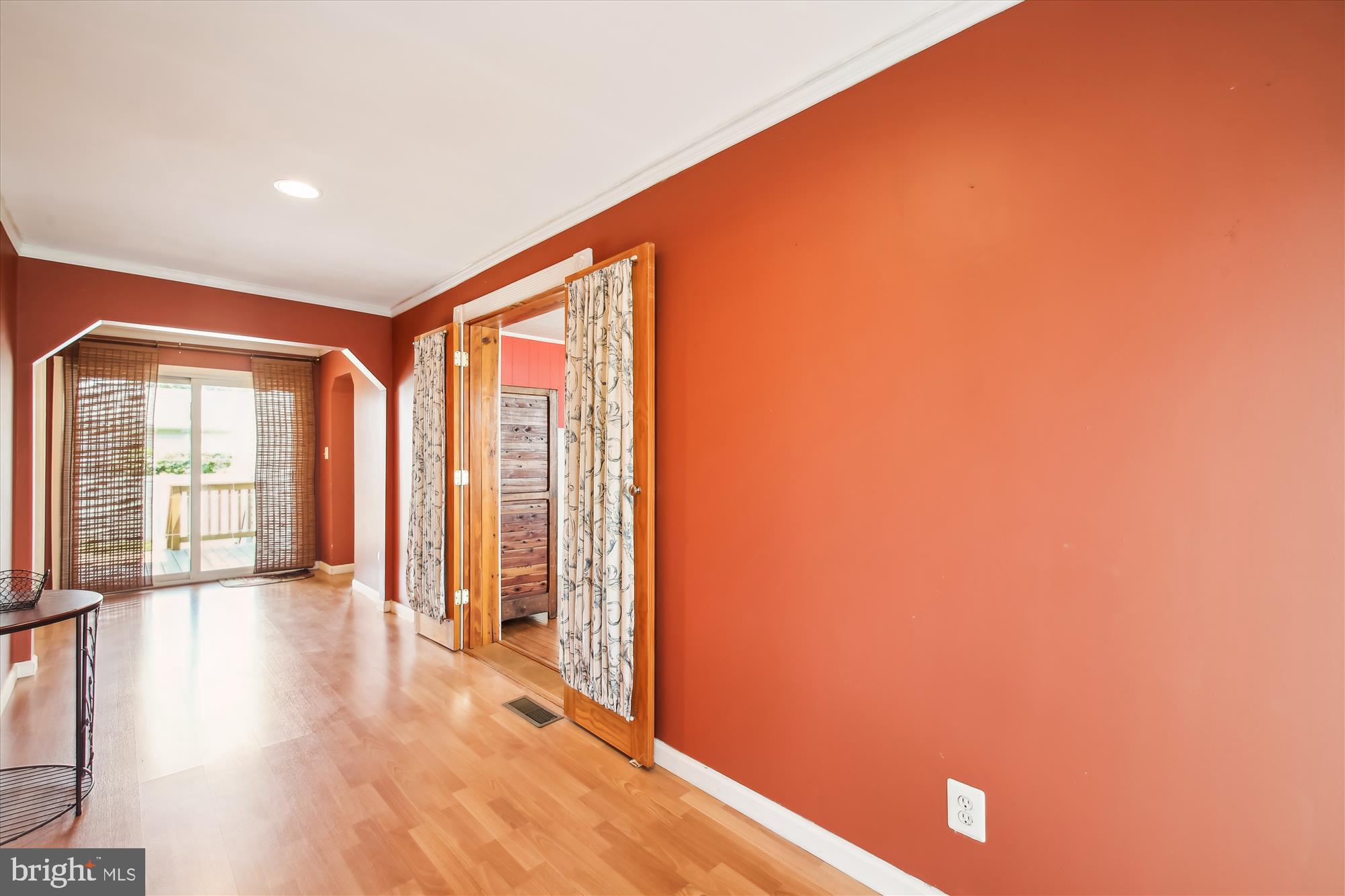 18 Homeland Road Pasadena, MD 21122 - Photo 21 of 40 Hall