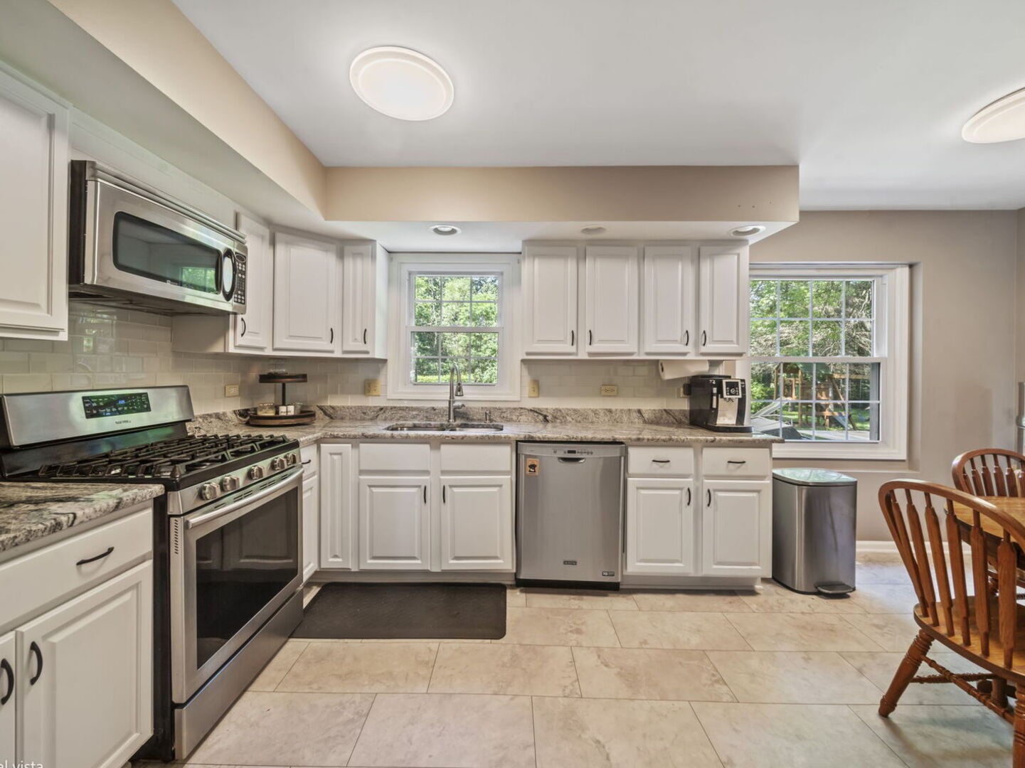 2938 East Poplar Lane Crete, IL 60417 - Photo 7 of 30