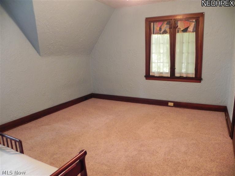 994 Canfield Road Youngstown, OH 44511 - Photo 10 of 14 Another Bedroom