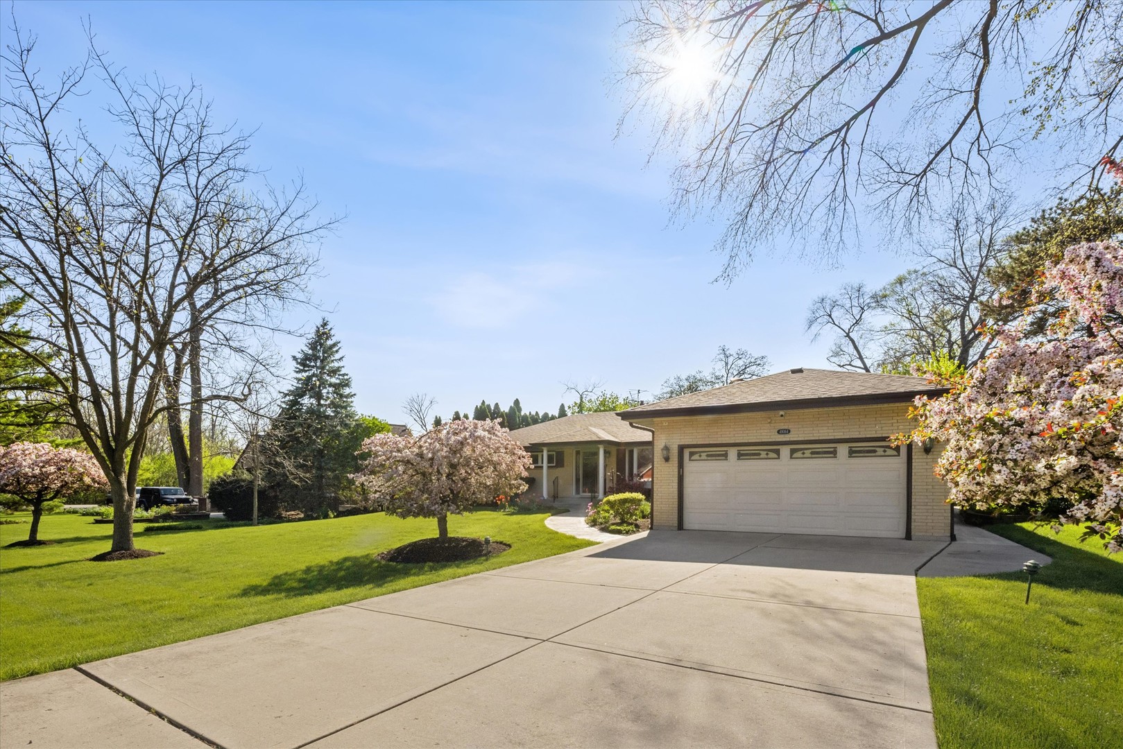 4N164 Church Road Bensenville, IL 60106 - Photo 3 of 23 Gallery Image 3