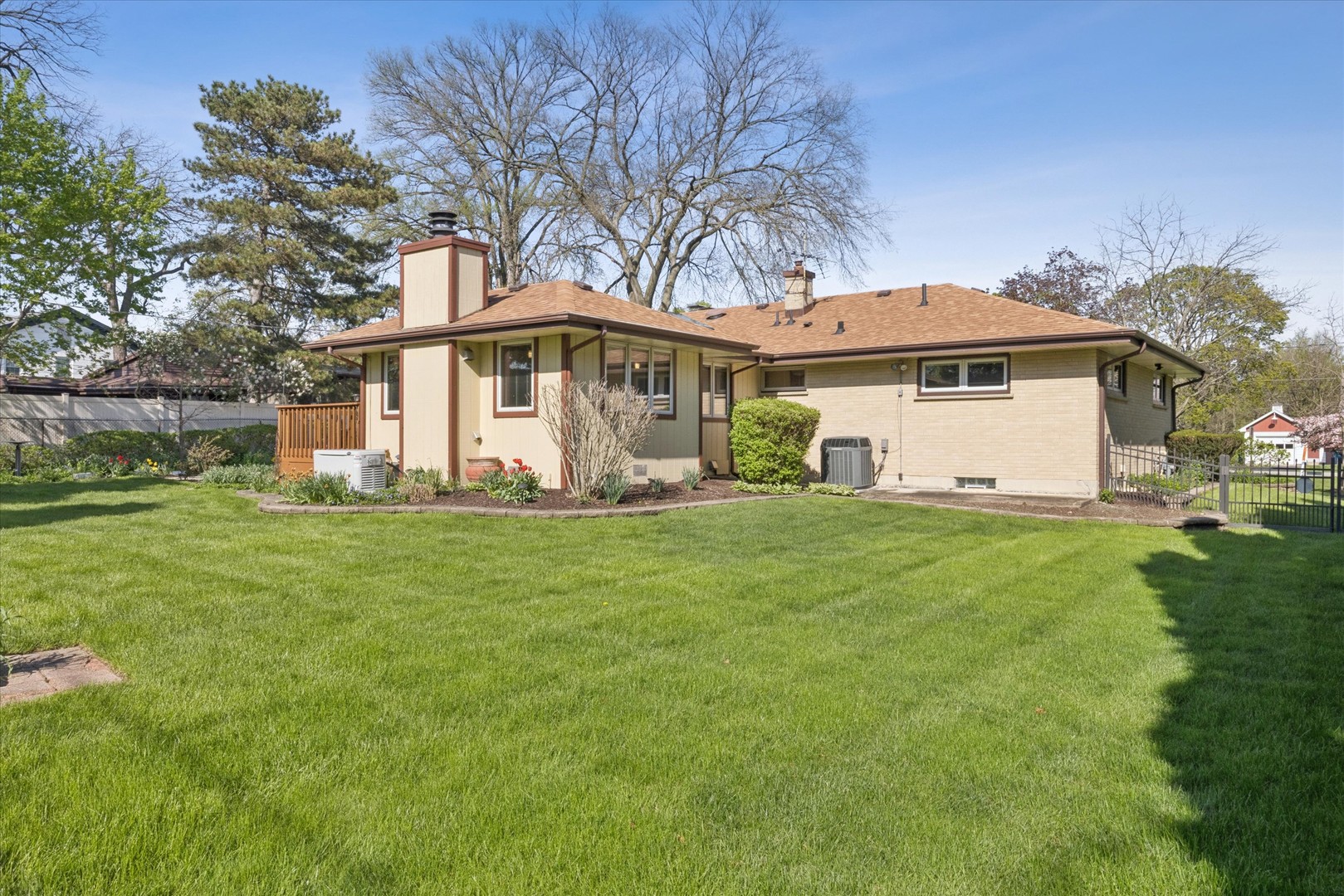 4N164 Church Road Bensenville, IL 60106 - Photo 7 of 23 Gallery Image 7