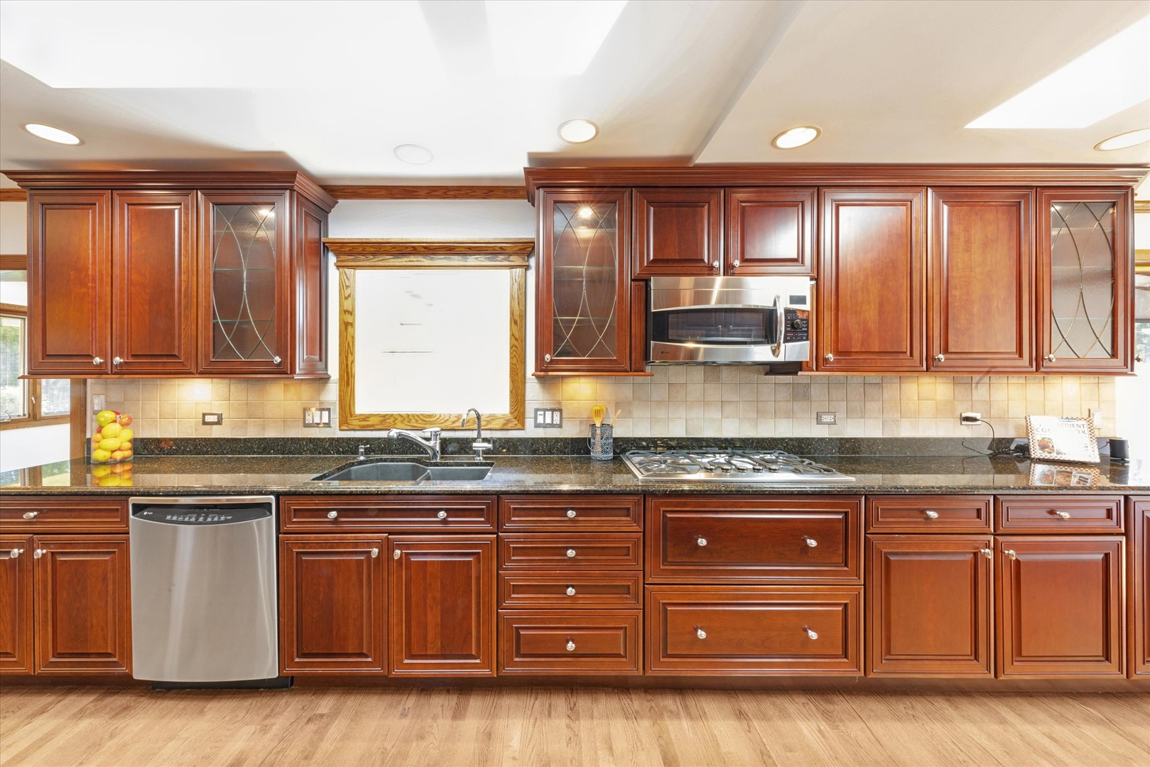 4N164 Church Road Bensenville, IL 60106 - Photo 8 of 23 Gallery Image 8
