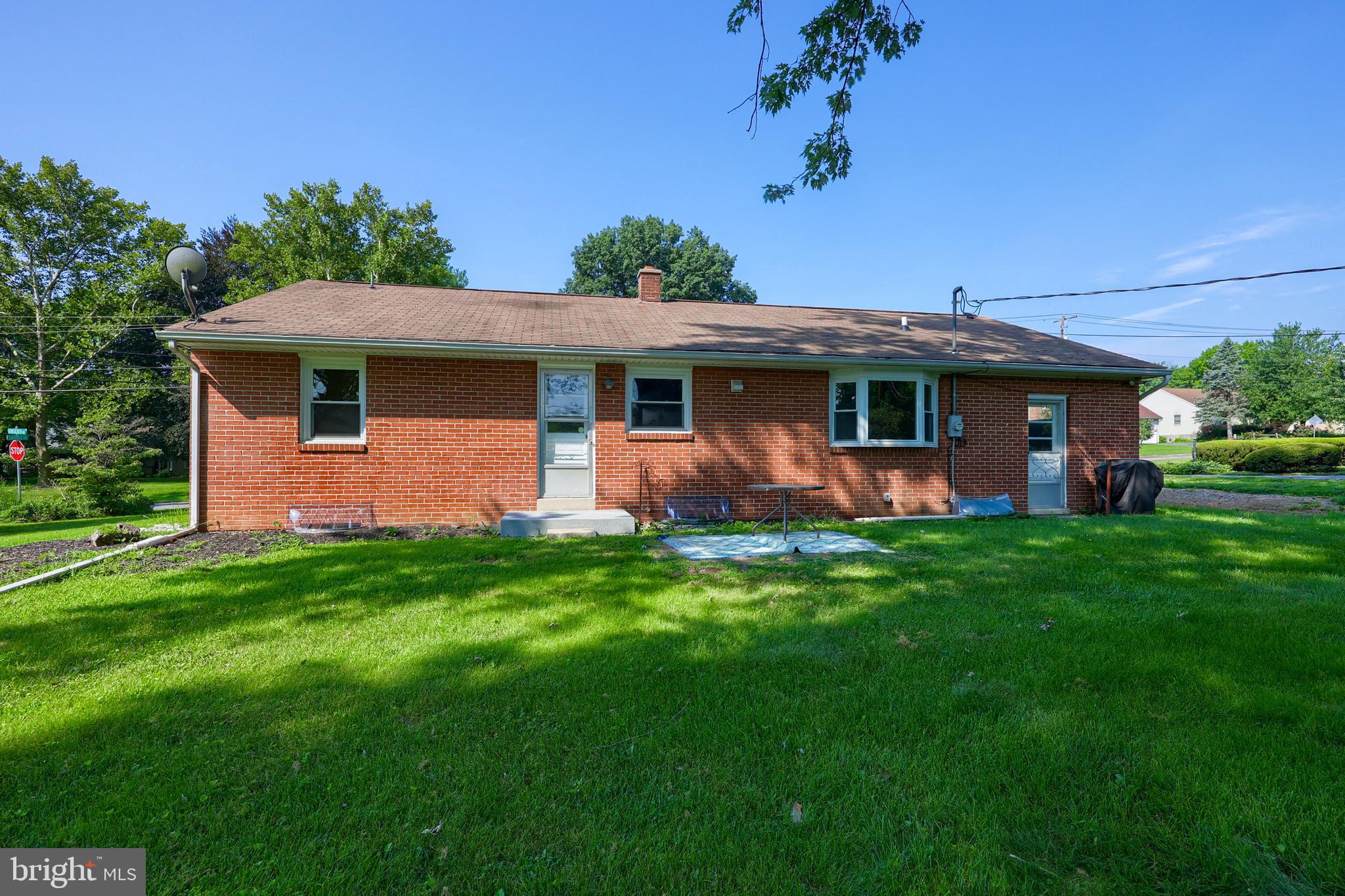 1046 Hunsicker Road Lancaster, PA 17601 - Photo 26 of 31 a front view of a house with garden