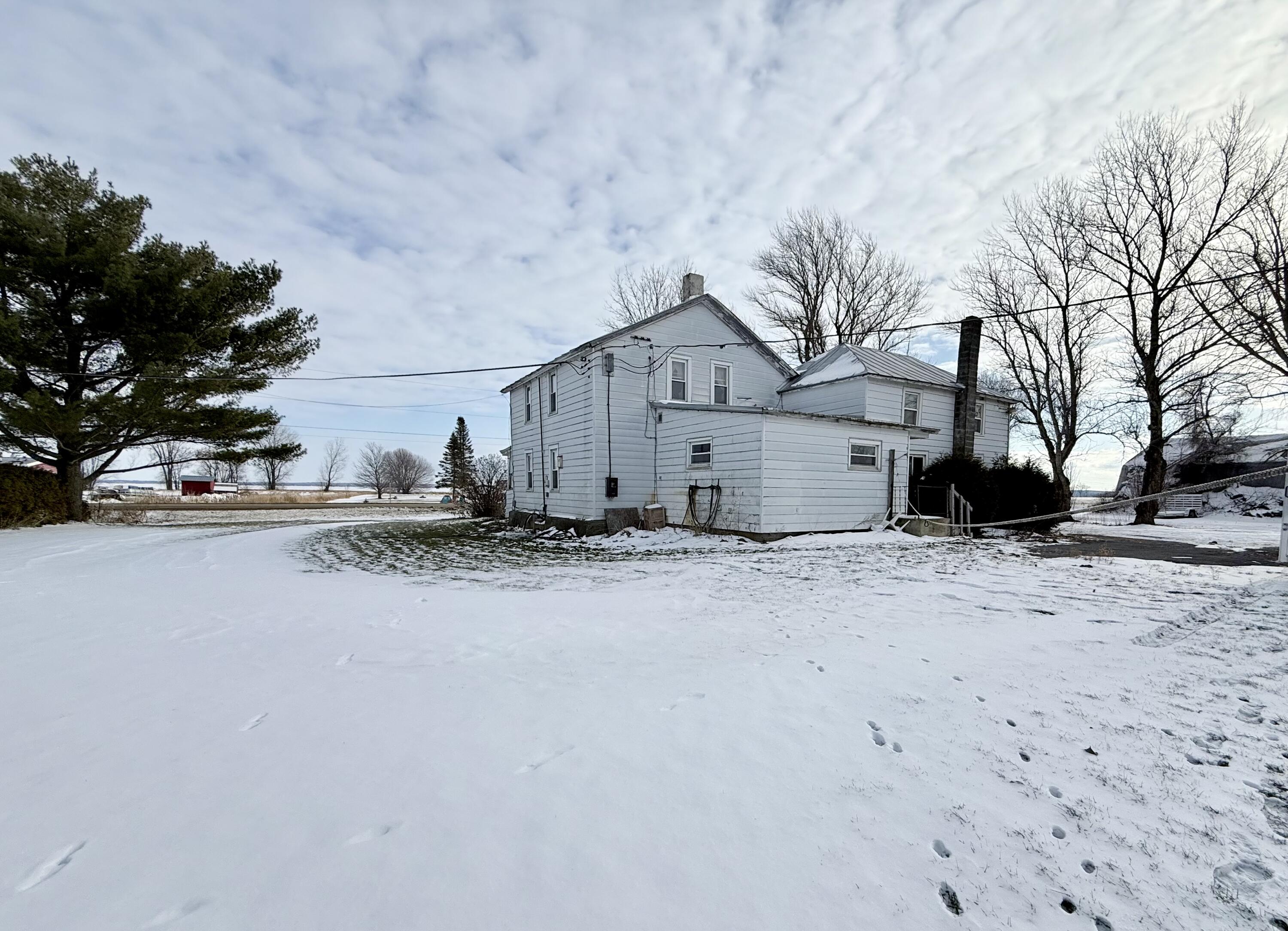 2359 Lake Shore Road Chazy, NY 12921 - Photo 4 of 7 Gallery Image 4