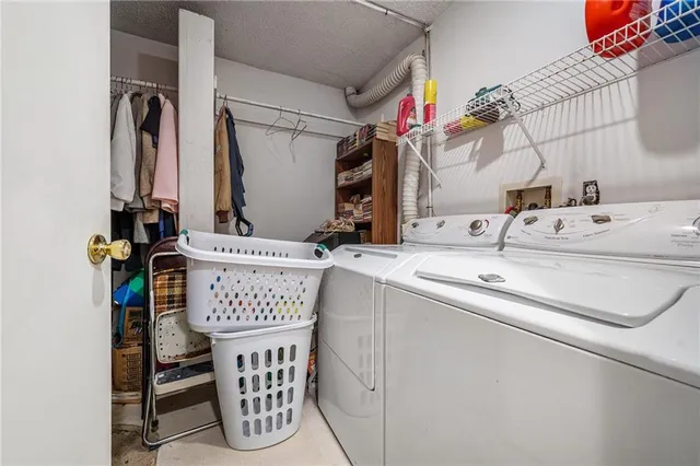 $395,000 | 8508 Northwest Atkins Court, Kansas City, MO 64153