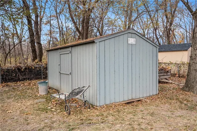 $395,000 | 8508 Northwest Atkins Court, Kansas City, MO 64153