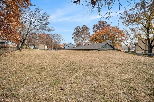 $395,000 | 8508 Northwest Atkins Court, Kansas City, MO 64153