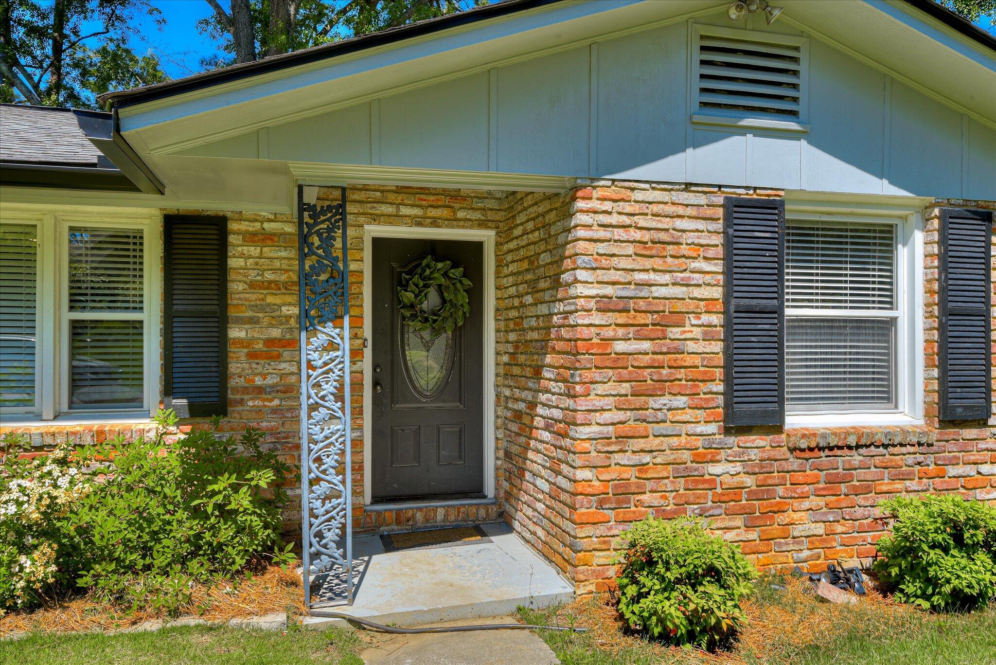 2433 Forest Park Road Augusta, GA 30904 - Photo 3 of 41 06-106