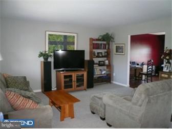 502 South Sandy Lane Sinking Spring, PA 19608 - Photo 4 of 9 Living Room