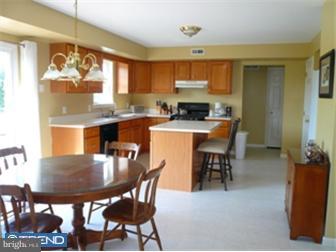 502 South Sandy Lane Sinking Spring, PA 19608 - Photo 6 of 9 Kitchen